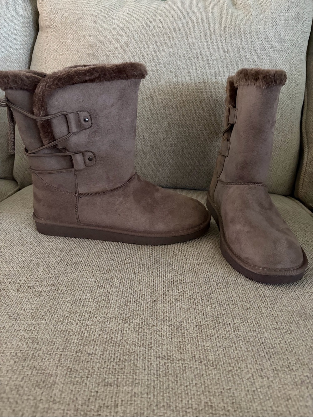 Arizona Jean Company Brown Faux Suede Shearling Boots